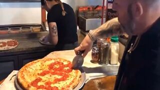 Florida Pizza Place Is A Hit With Its F Joe Biden Pizza