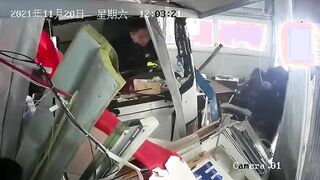 The Truck Rushed Into the Duty Room of the Auto Repair Center