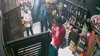 Hitman Quickly Executes Store Girl in Cold Blood