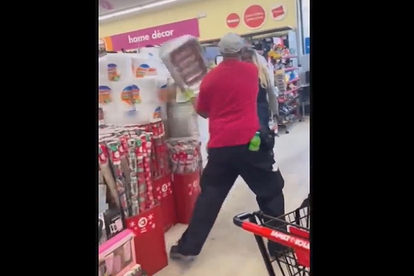 family-dollar-store-manager-hits-unruly-customer-with-everything-he