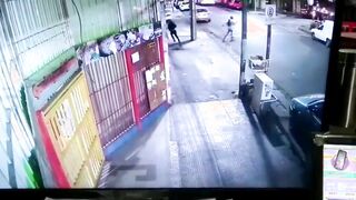 Extortionist Shoots Store Owner In Legs In Argentina
