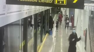 Woman Killed on Metro after Getting Stuck In Door