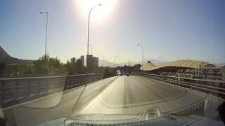Trucker Ruins Attempted Carjacking In Chile.