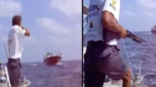 Dude With Balls Of Steel Backs Off Somali Pirates Trying To Attack His Sailboat!