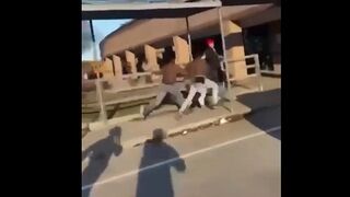 Texas High School Students Chase Down and Break the Arm of School Coach, 4 Arrested