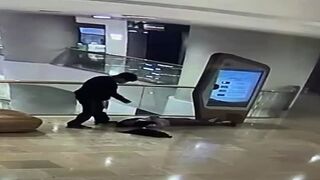 Violent Attack on Elderly Man at Shopping Centre In Hong Kong