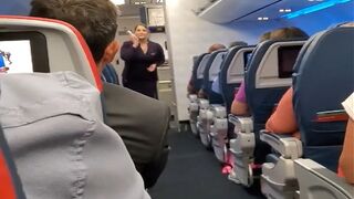 Flight Attendant Cries as She's Finally Allowed To Remove Her Mask For The First Time in 2 Years