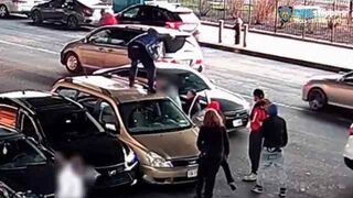 NYC: 5 Men Beat Down & Carjack a Driver after Crashing into his Van!