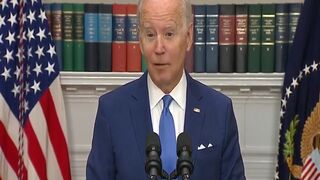 Biden Losing His Few Remaining Brain Cells Trying to Say the Word â€˜Kleptocracyâ€™
