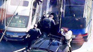 Carjacker Tased By Cops After The Chase In California