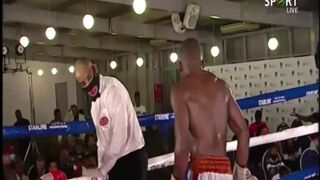 South African Boxer Simiso Buthelezi Dies from Brain Bleed after Scary In-Ring Moment Goes Viral