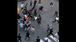Cop Gets to Far Away From His Backup, Gets Swarmed, Beaten and Stomped.