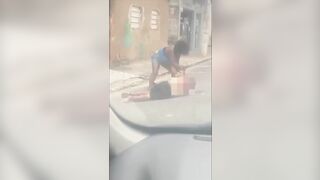 Woman Stabs Her Boyfriend Multiple Times In Broad Daylight