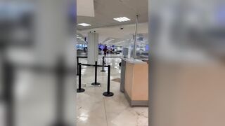 Guy Denied Entry at Cancun Airport Fights Entire Staff.