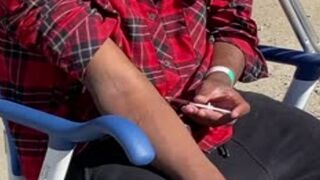Seattle is Such a Shithole Homeless are doing Drugs in Front of Kids Outside of Schoo