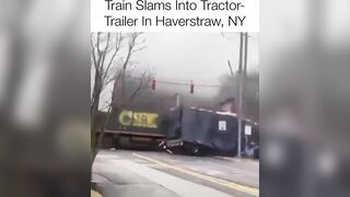 Train Eviscerates 18-wheeler in Haverstraw, NY