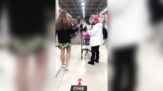 THIS is how you Handle Shoplifters! Girl is Great at her Job!
