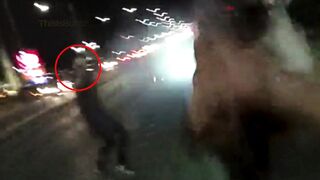 Vegas Cop Shows Female Thug Equal Rights When He Shoots Her After her Gun Jams