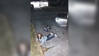 A Texas Mother was Robbed at gunpoint on her own Driveway with Her Kid.