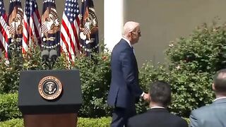 Sleepy Dementia Joe Forgets What to Do.... AGAIN!