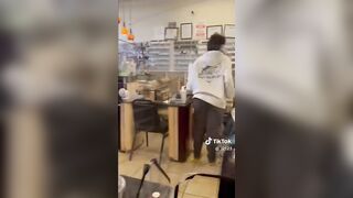 Girl Trying to Leave Without Paying Turns into a Banshee when Staff Locks the Doors