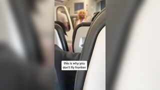 Chick Thrown off Frontier Airlines ... Crowd Roasts Her as She Leaves