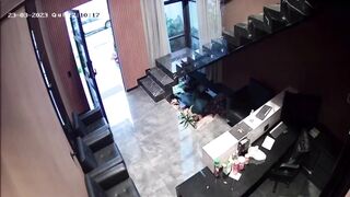 Lawyer Fights For His Life With Armed Robbers & Makes Them Run Away!