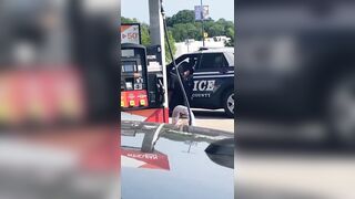 Lunatic Shot by Virginia Police After he Attacked Officer in His Cruiser!