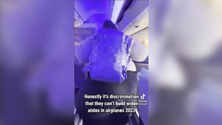 Morbidly Obese Woman Thinks Airlines are Discriminating on Fatso's