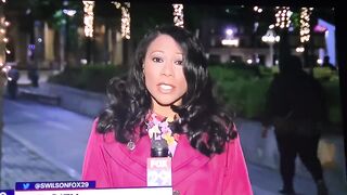 PHILLY: News Reporter Attacked by Thugs During a Live Broadcast!