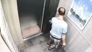 Man Holding a Lithium Battery Device Explodes inside the Elevator