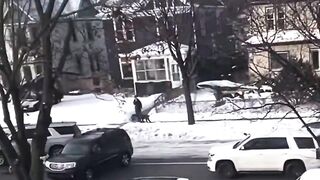 Video Showing Four Minutes Before The ICE Shooting