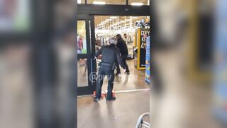 Biden Voters Push and Pull Shopping Cart in Ridiculous Robbery