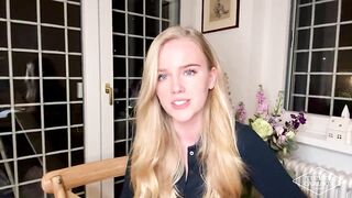 For criticizing the British prime minister, Eva Vlaardingerbroek has been banned from