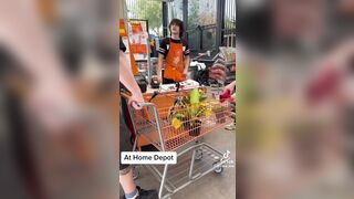 Hard to Find Good Help in 2023.. Home Depot Clerk has Meltdown over Pricecheck.