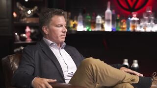 Former World Bank Director, Erik Bethel, breaks down a US dollar collapse scenario.