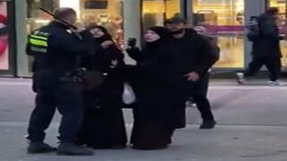 A Feel-Good Clip. Too bad it was cut Short!