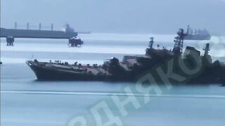 Successful Ukrainian Kamikaze attack on Russian warship