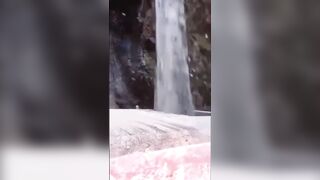 Amazing Video shows a Dam Opened after 25 Years