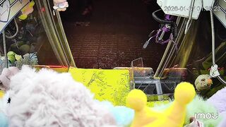 These people will loot anything lol