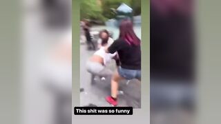 Black Girl gets Bad Beating from White Girl Gang