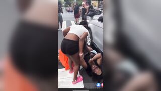 Brooklyn: 3 Black Women Epic Beatdown