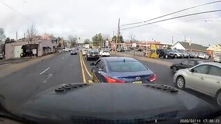 Female Road Rage at its Worst