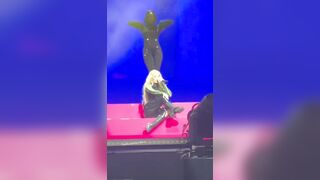 Iggy Azalea Concert Cut Short after her Pants Split. Saudi Arabia of course