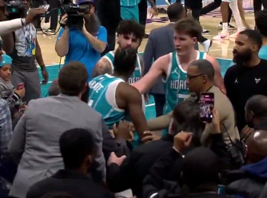 NBA Fight of the Year: Four players ejected following Pistons-Hornets dustup