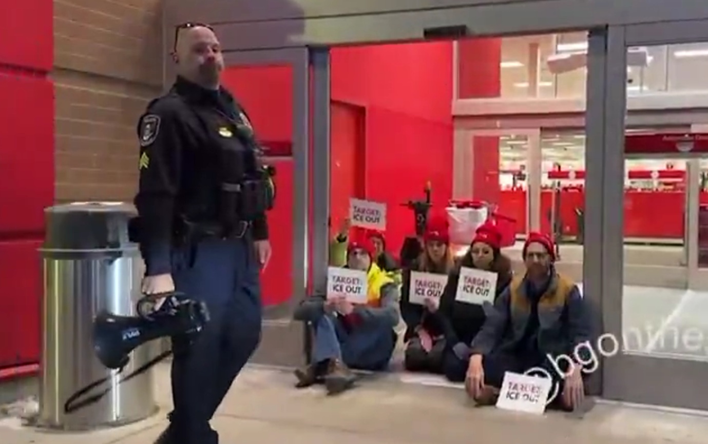 Police Arrest 20 Protesters Blocking Richfield Target Over ICE Access