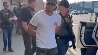 Arkansas Man Raided by the FBI for Just Being at the Jan 6th Protest (Never Assaulted Anyone Or Vandalized Anything)