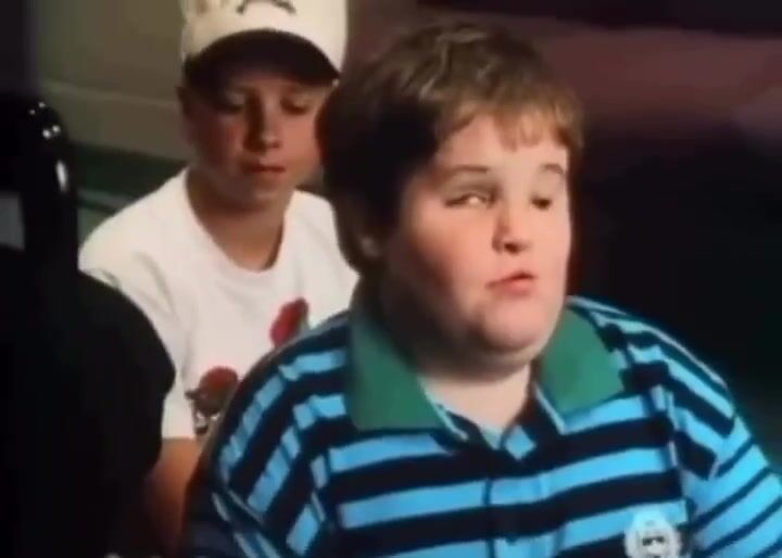 This kid can play a fiddle like no ones business.