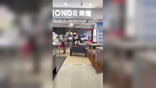 He Bought Her A New Phone And She tried to Sell It