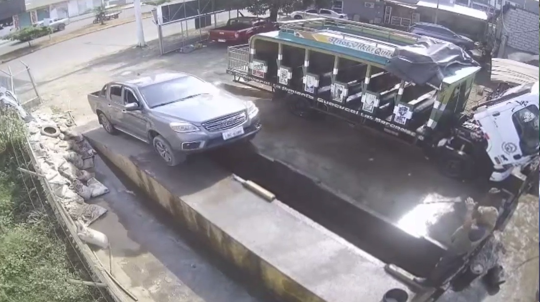 He died after being hit by a car while working at a washing machine.